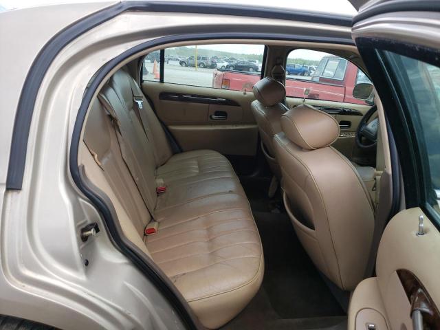 1LNFM81W1WY728190 - 1998 LINCOLN TOWN CAR EXECUTIVE GOLD photo 10
