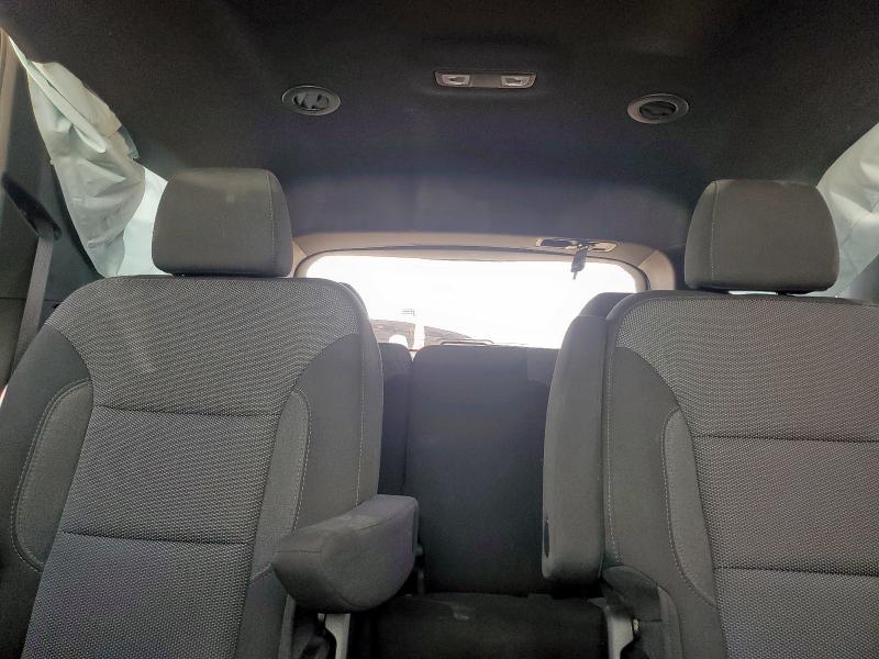 1GNERGKW6PJ310512 - 2023 CHEVROLET TRAVERSE LT Weiß Foto 10