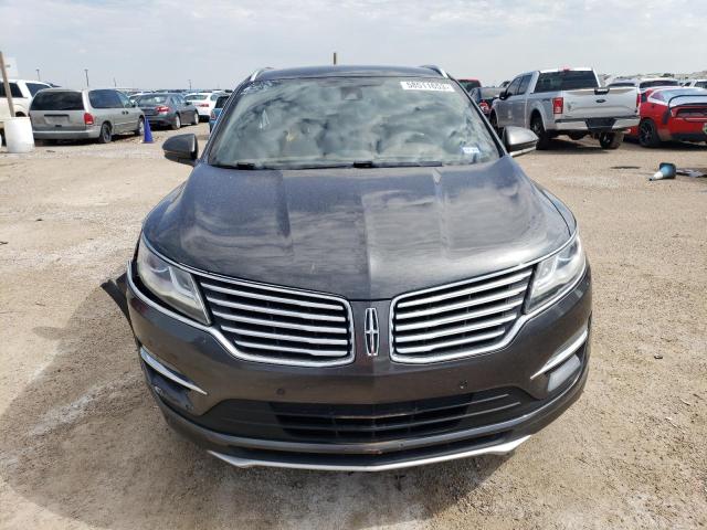 5LMCJ3C91HUL63202 - 2017 LINCOLN MKC RESERVE Grafit foto 5