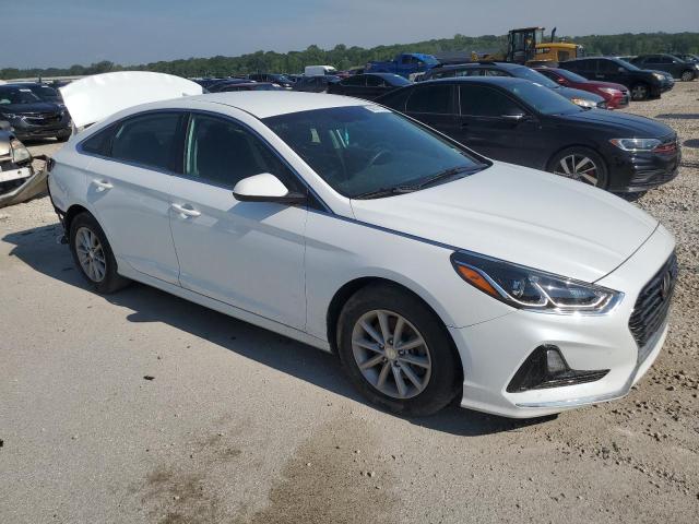 5NPE24AF0KH774829 - 2019 HYUNDAI SONATA SE WHITE photo 4