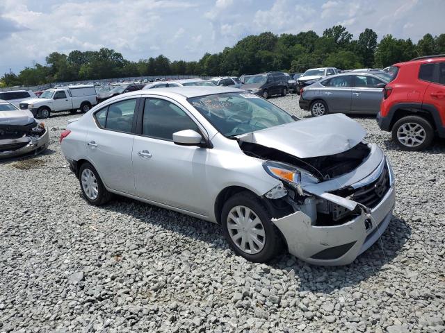 3N1CN7AP0HL814508 - 2017 NISSAN VERSA S SILVER photo 4