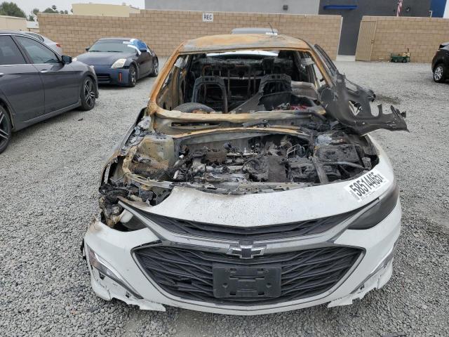 1G1ZG5ST8KF221605 - 2019 CHEVROLET MALIBU RS WHITE photo 5