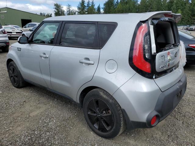 KNDJN2A29G7840555 - 2016 KIA SOUL SILVER photo 2