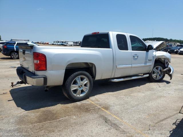 1GCRCSE0XDZ307325 - 2013 CHEVROLET SILVERADO C1500 LT SILVER photo 3