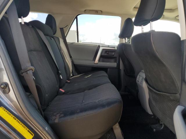JTEBU5JRXB5046704 - 2011 TOYOTA 4RUNNER SR5 GRAY photo 11