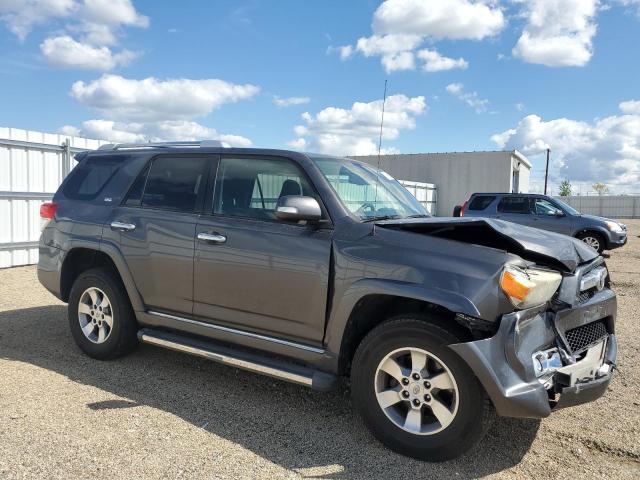 JTEBU5JRXB5046704 - 2011 TOYOTA 4RUNNER SR5 GRAY photo 4
