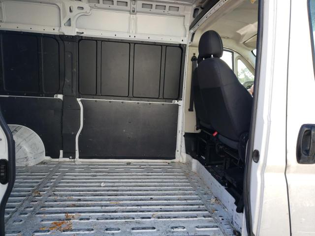 3C6TRVCGXKE518000 - 2019 RAM PROMASTER 2500 HIGH Weiß Foto 10