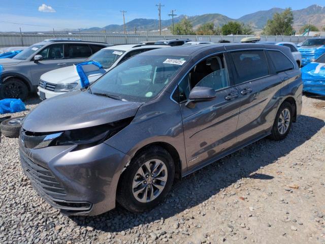 2021 TOYOTA SIENNA LE, null