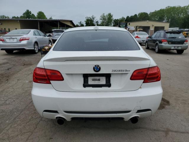 WBAKG1C56BE362564 - 2011 BMW 335 IS WHITE photo 6
