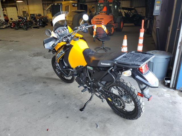 JKAKLEE17JDA95808 - 2018 KAWASAKI KL650 E YELLOW photo 3