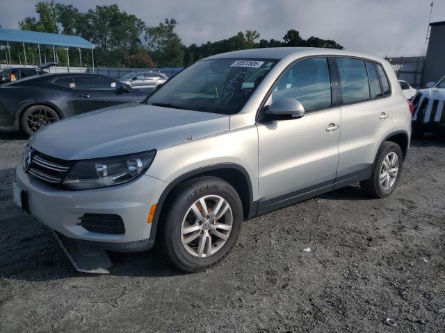 2013 VOLKSWAGEN TIGUAN S, 