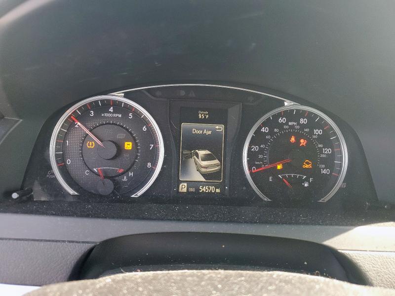 4T1BF1FK7GU526954 - 2016 TOYOTA CAMRY LE SILVER photo 9