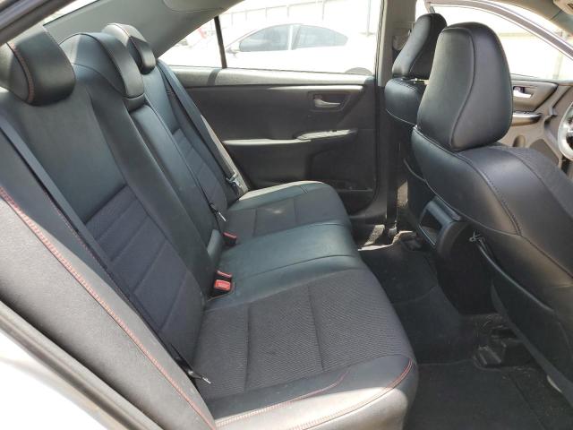 4T1BF1FK1HU753347 - 2017 TOYOTA CAMRY SE LE Gümüş fotoğraf 10