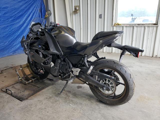 ML5EXER11PDA85599 - 2023 KAWASAKI EX650 R GRAY photo 3