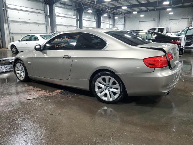 WBAKF3C57BE566806 - 2011 BMW 328 XI SILVER photo 2