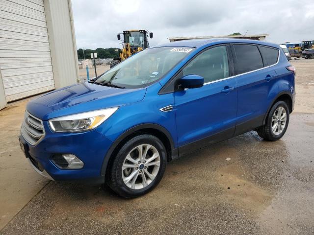 2017 FORD ESCAPE SE, null