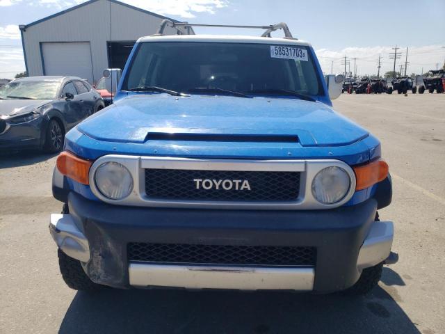 JTEBU11F170050675 - 2007 TOYOTA FJ CRUISER BLUE photo 5