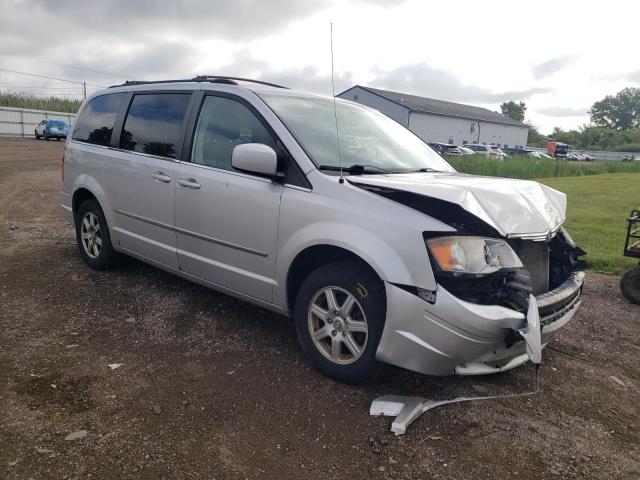 2A4RR8D13AR374585 - 2010 CHRYSLER TOWN & COU TOURING PLUS SILVER photo 4