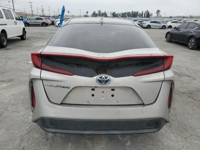 JTDKARFP9H3062215 - 2017 TOYOTA PRIUS PRIM TAN photo 6