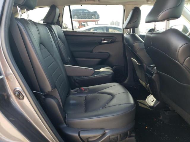 5TDGZRAH9NS544921 - 2022 TOYOTA HIGHLANDER XLE CHARCOAL photo 11