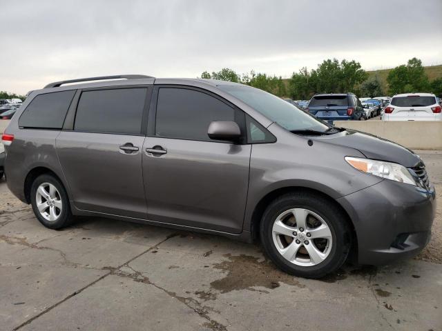 5TDKK3DC7ES491745 - 2014 TOYOTA SIENNA LE GRAY photo 4