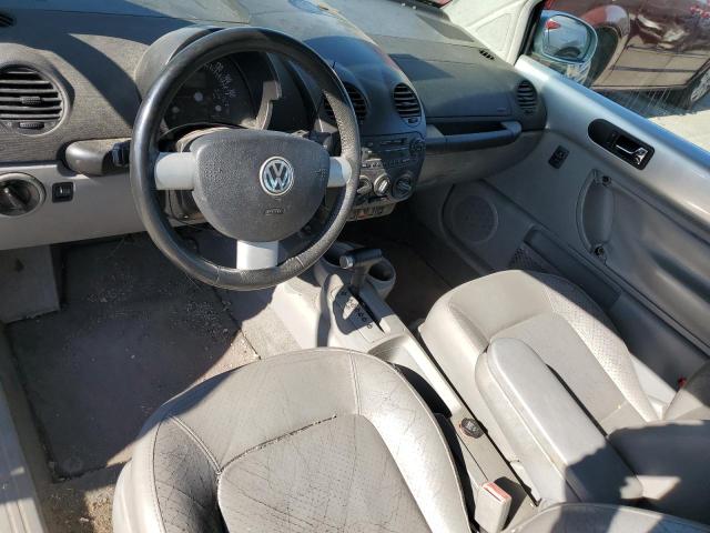 3VWDD21C21M462744 - 2001 VOLKSWAGEN NEW BEETLE GLX 银色 照片 8
