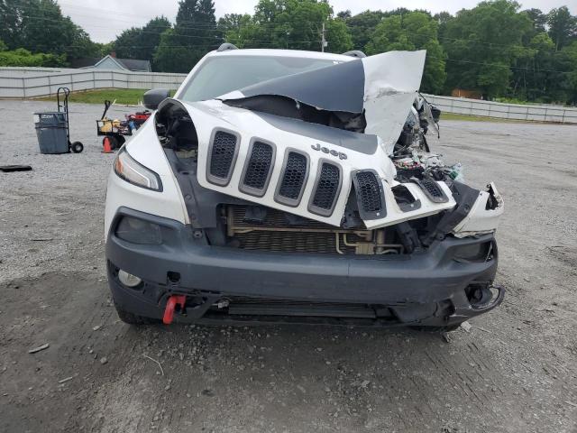 1C4PJMBB8JD532673 - 2018 JEEP CHEROKEE TRAILHAWK WHITE photo 5