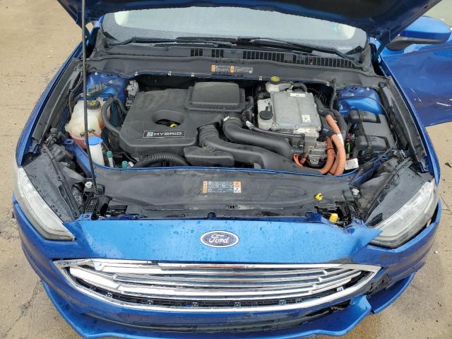 3FA6P0LU0HR285465 - 2017 FORD FUSION SE HYBRID BLUE photo 11