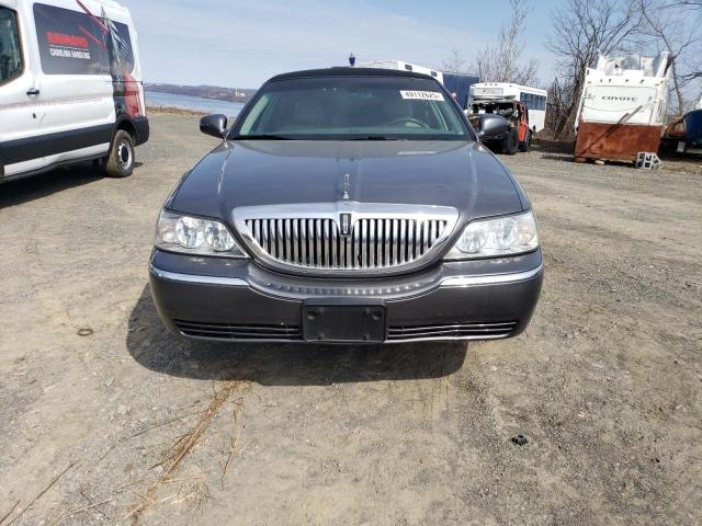 1L1FM88W67Y638140 - 2007 LINCOLN TOWN CAR EXECUTIVE GRAY photo 5