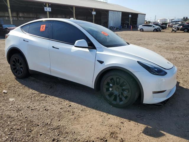 7SAYGDEE0PF698554 - 2023 TESLA MODEL Y WHITE photo 4