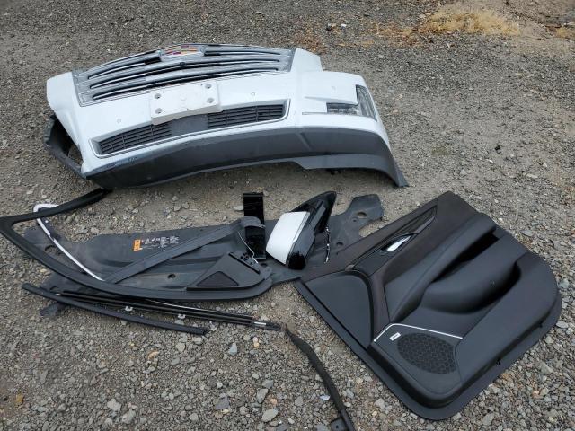 1GYS4KKJ1JR376213 - 2018 CADILLAC ESCALADE ESV PLATINUM თეთრი ფოტო 13