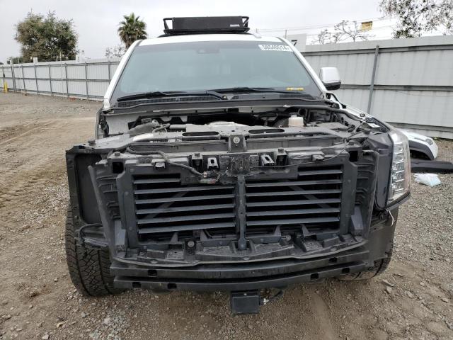 1GYS4KKJ1JR376213 - 2018 CADILLAC ESCALADE ESV PLATINUM თეთრი ფოტო 5