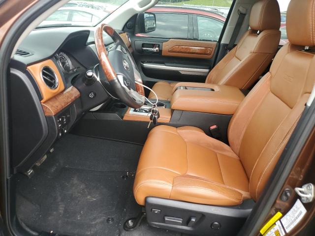 5TFAW5F15EX378605 - 2014 TOYOTA TUNDRA CREWMAX PLATINUM 棕色 照片 7