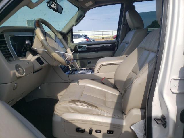 5LMFU28549LJ00472 - 2009 LINCOLN NAVIGATOR თეთრი ფოტო 7