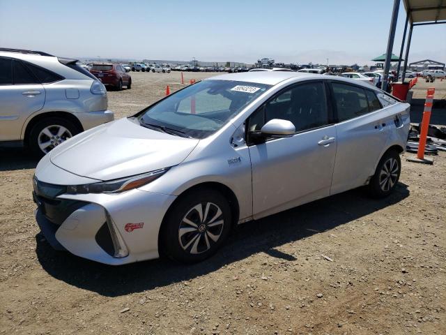 JTDKARFP0J3076283 - 2018 TOYOTA PRIUS PRIM SILVER photo 1