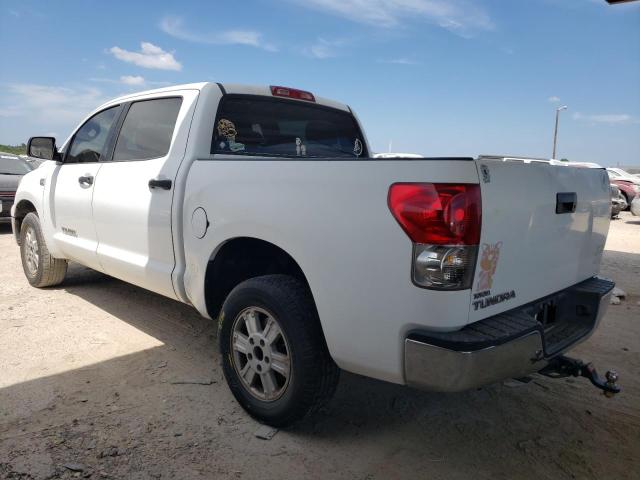 5TFET54138X023692 - 2008 TOYOTA TUNDRA CREWMAX WHITE photo 2