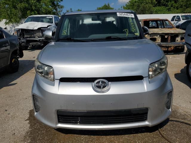 JTLZE4FEXB1120800 - 2011 SCION XB XB SILVER photo 5