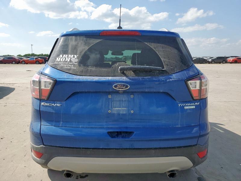 1FMCU0JD7HUE32989 - 2017 FORD ESCAPE TITANIUM ლურჯი ფოტო 6