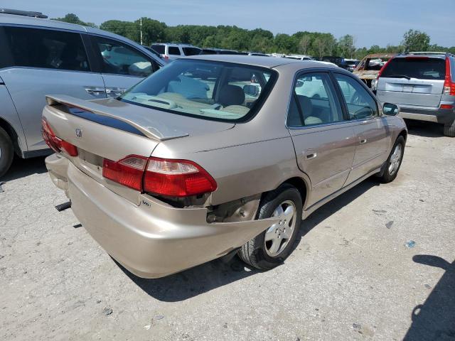 1HGCG1658YA090135 - 2000 HONDA ACCORD EX GOLD photo 3