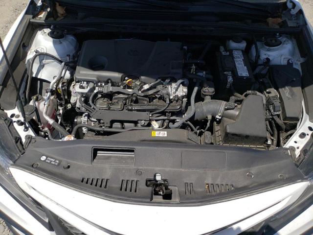 4T1G11AK9RU840605 - 2024 TOYOTA CAMRY SE NIGHT SHADE WHITE photo 11