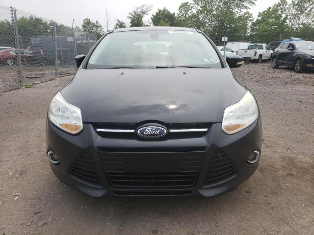 1FAHP3M24CL345908 - 2012 FORD FOCUS SEL BLACK photo 5