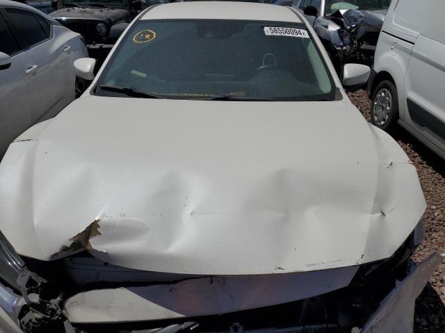 JM1GL1UM5J1305563 - 2018 MAZDA 6 SPORT Biały zdjęcie 5