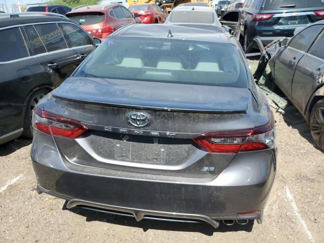 4T1G11AK8PU093690 - 2023 TOYOTA CAMRY SE NIGHT SHADE GRAY photo 6