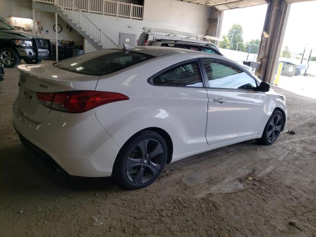 KMHDH6AE0DU006219 - 2013 HYUNDAI ELANTRA CO GS WHITE photo 3