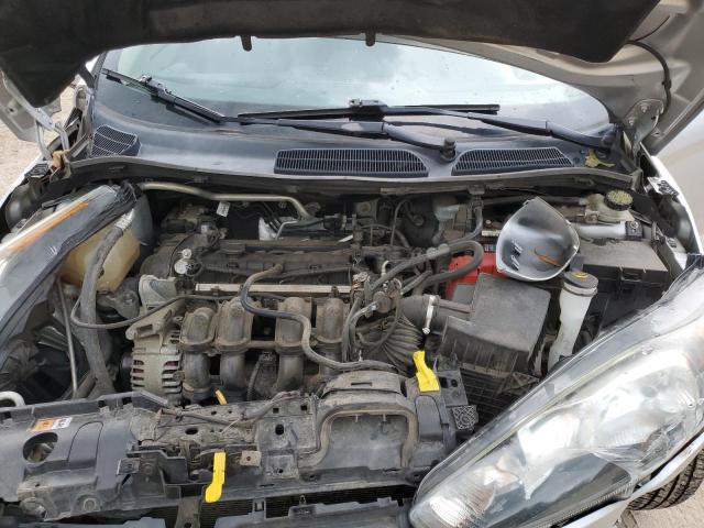 3FADP4BJ3FM198997 - 2015 FORD FIESTA SE SILVER photo 11