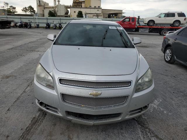 1G1ZE5EB7AF121759 - 2010 CHEVROLET MALIBU LTZ ვერცხლისფერი ფოტო 5