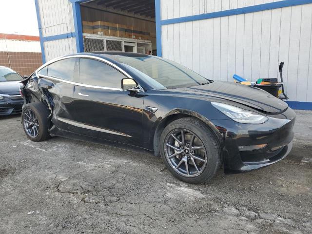 5YJ3E1EA4KF306516 - 2019 TESLA MODEL 3 BLACK photo 4