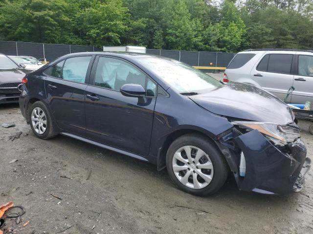 5YFEPMAE2NP319626 - 2022 TOYOTA COROLLA LE 蓝色 照片 4