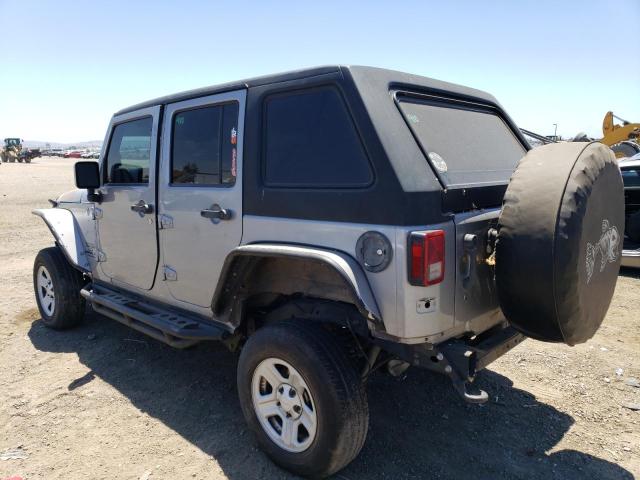 1C4BJWDG8FL609554 - 2015 JEEP WRANGLER U SPORT SILVER photo 2