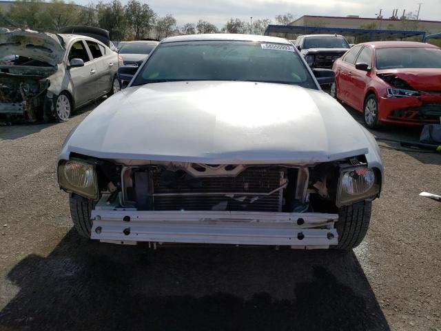 1ZVFT80N065246471 - 2006 FORD MUSTANG SILVER photo 5
